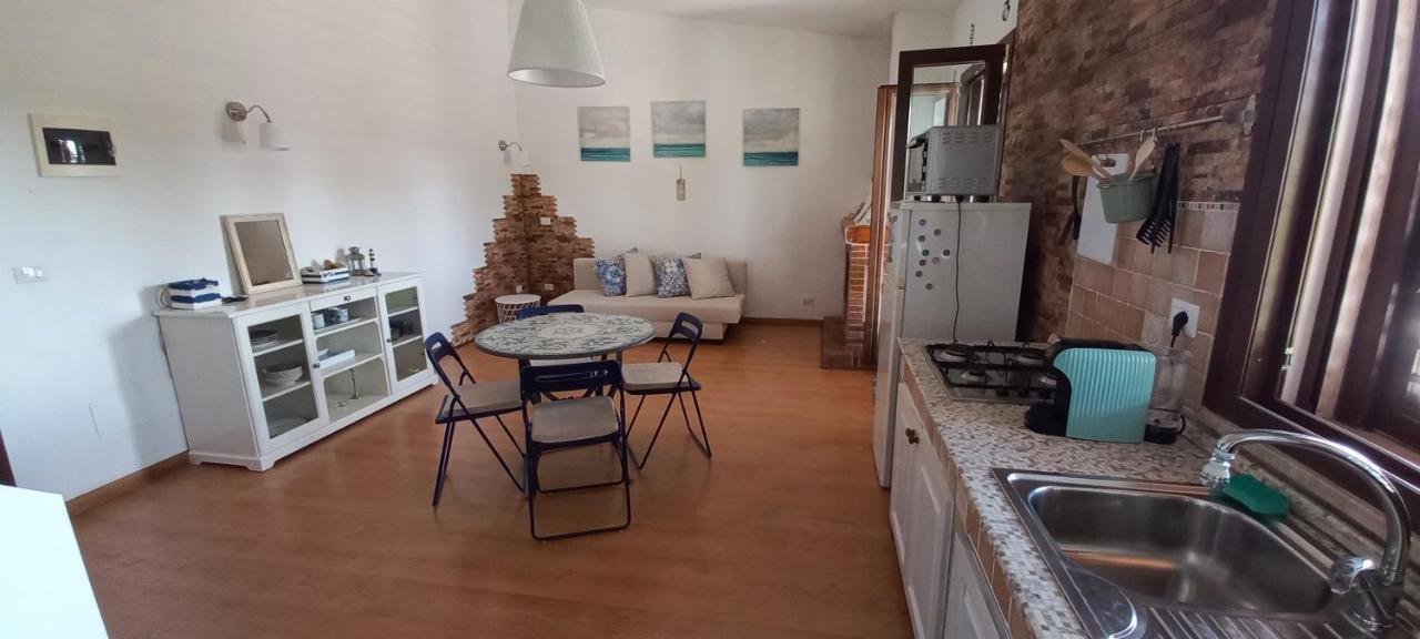 Appartamentino in villa a 2 passi dal mare Fontane Bianche Esterno foto